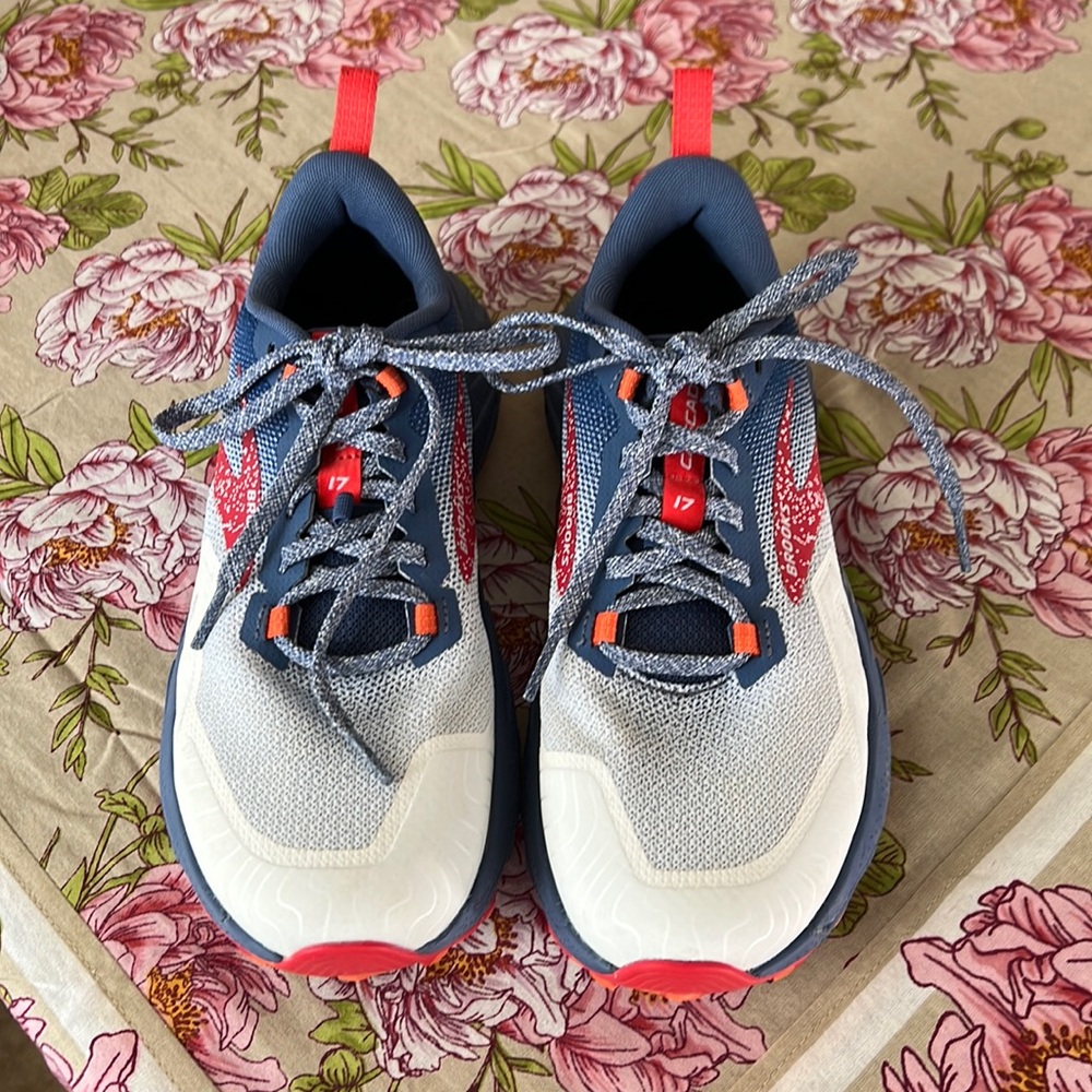 Brooks Cascadia 17.